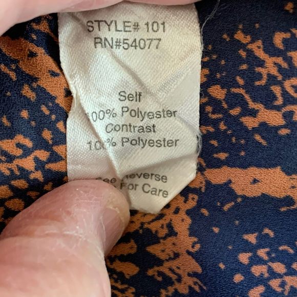 Cabi Faux Wrap Reptile Print Top Women L Pullover Tie At Neck - Picture 11 of 11